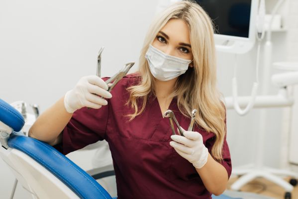 Dry Socket After Tooth Extraction: When To Seek Follow Up Care